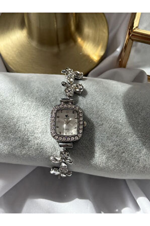 Çiçek Motifli Bileklik Model Saat