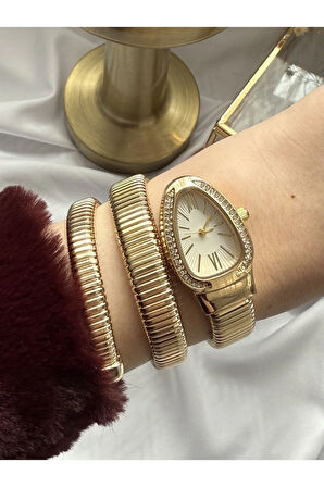 Gold Taşlı Yılan Model Saat