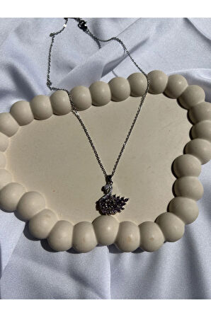 Mor Zirkon Kuğu Kolye