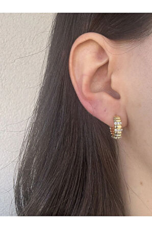 Taş Detaylı Çelik Küpe