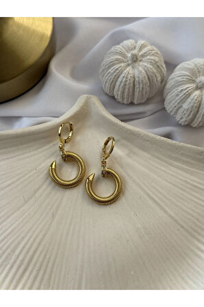 Yarım Tur Gold Küpe