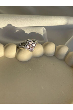 Zirkon Pembe Yonca Yüzük