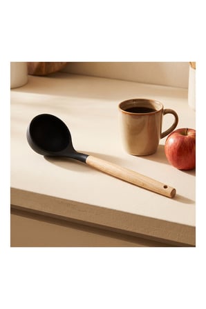 Pratik Evim Kömür Bambu Saplı Silikon Kepçe 32 cm