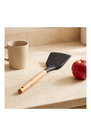 Pratik Evim Kömür Bambu Saplı Silikon Açılı Spatula