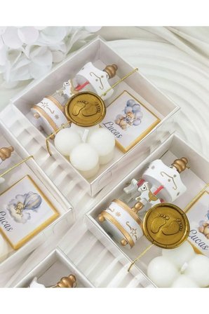 Kişiye Özel Etiketli Atlıkarınca & Mum & Çikolata Bebek Hediyeliği