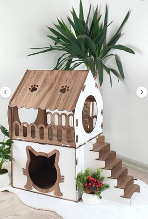 L Ahşap İki Katlı Merdivenli Kedi Evi – Teraslı Lüks Kedi Villası (L)