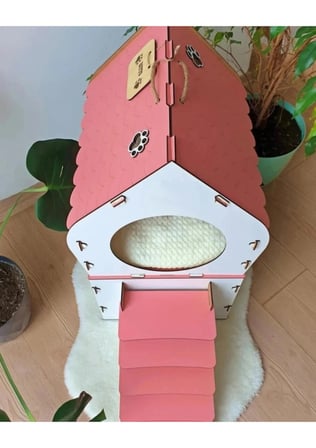 L Ahşap İki Katlı Merdivenli Kedi Evi – Teraslı Lüks Kedi Villası (L)