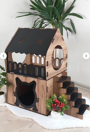 L Ahşap İki Katlı Merdivenli Kedi Evi – Teraslı Lüks Kedi Villası (L)