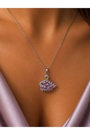 Aura Gümüş Renk Mor Zirkon Taşlı Kuğu Figürlü Kolye – Paslanmaz Çelik Zarif Şık Kadın Kolyesi