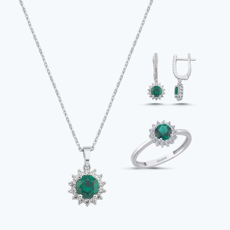 Yeşil Taşlı Altın Üçlü Set