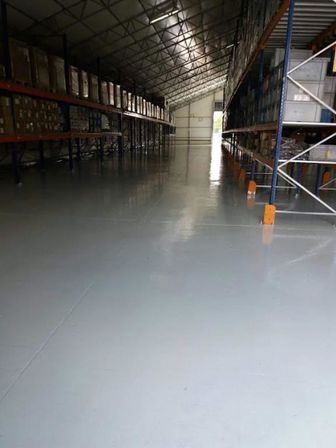 İsonem Floor 2K Solventsiz Epoksi Zemin Boyası 5 Kg Şeffaf