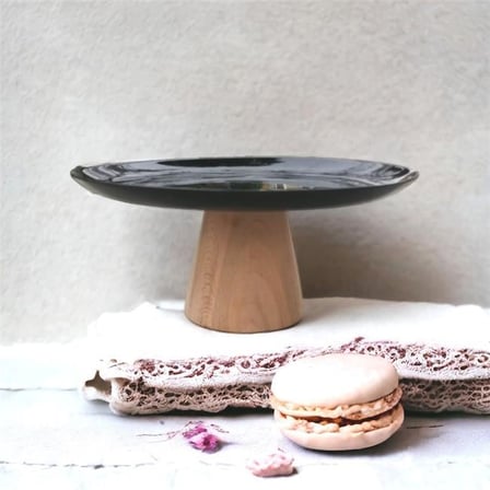 akayev ahşap konik ayaklı siyah 25 cm sunumluk