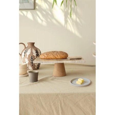 akayev traverten 30x15 cm konik ahşap ayaklı sunumluk
