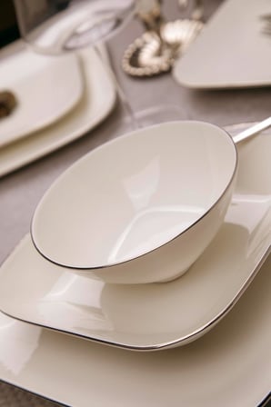 Kütahya Porselen Bone Minas 51 Parça 12 Kişilik Platin Yemek Takımı