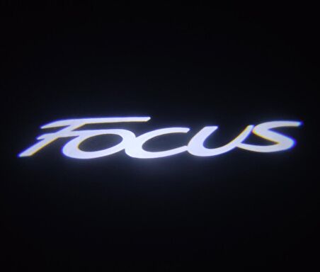 Ford Focus Araçlar İçin Pilli Yapıştırmalı Kapı Altı Led Logo