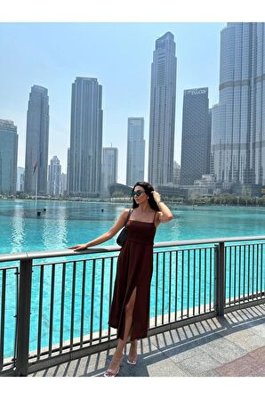 Gipe detaylı askılı elbise