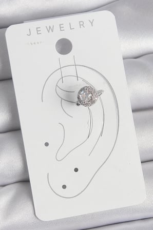 Pirinç Gümüş Renk Zirkon Taşlı Kadın Kıkırdak Model Küpe