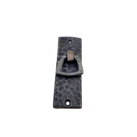 Antika Tarz Dekoratif Pirinç Dik Dövme Mobilya Kulbu - 90x31 Mm, Oksit