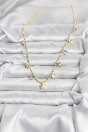 Pirinç Gold Renk Yıldız Model Kadın Kolye