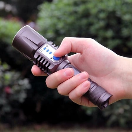 Hediye Baretta Brs18 Oto Şarjlı T6 Led 3000 Lümen El Feneri