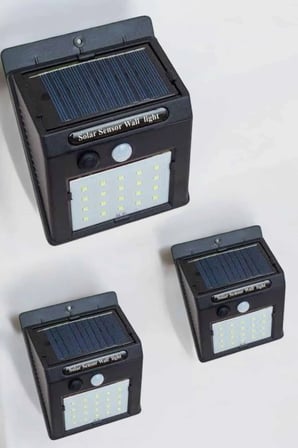 Hediye Güneş Enerjili Bahçe Lambası Solar Gece Aydınlatma Sensörlü Lamba