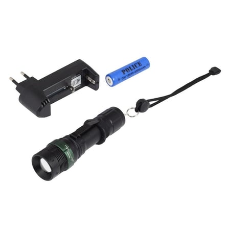 Hediye Ps-25 Şarjlı El Feneri İle Karanlığa Meydan Okuyun Hem 18650 Lityum Pil Hem De Aaa Pille Çalışabilen, Zoom Özellikli Ve 3 Modlu Bu Profesyonel Led Feneri Hemen Keşfedin.