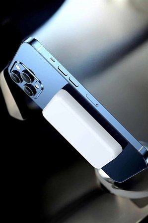 Hediye Magsafe Kablosuz Batarya Yüksek Performanslı Manyetik Tasarım Hızlı Şarj