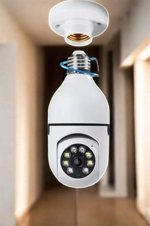 Hediye Wifi Kamera Duylu Ampul Görünümlü 360 Derece Dönebilen Ev Kamerası