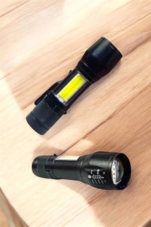 Hediye Şarjlı Metal Zoomlu El Feneri Işıldak Led Işık Taşınabilir El Lambası