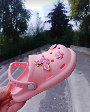 KIZ ÇOCUK EV BAHÇE PARK HAVUZ DENİZ HAMAM KREŞ KAPLICA TERLİĞİ