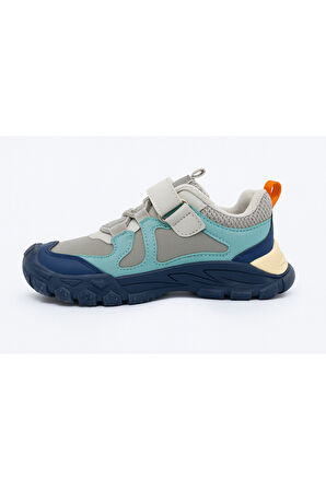 Marcokids 22678 Outdoor Çocuk Spor Ayakkabı – Rahat, Kaymaz ve Dayanıklı Tabanlı