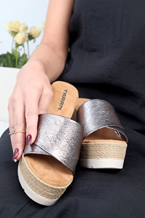 Kadın Dolgu Topuk Terlik Günlük Ortopedik Taban Şık ve Rahat Terlik Faylin