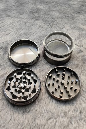 63 mm Gri Pencereli Herbal Öğütücü Tütün ve Baharat Parçalayıcı