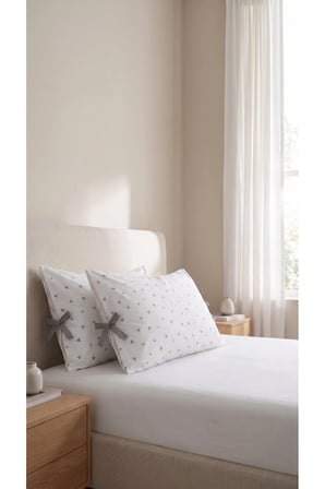 Pamuk Gri Kalpli Bağcıklı Yastık Kılıfı 50x70 cm 2 Adet