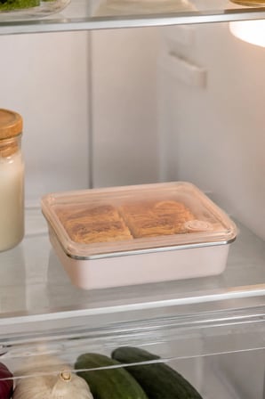 Paslanmaz Çelik Vakumlu Saklama Kabı Fırın Kek Kabı 1,9 LT