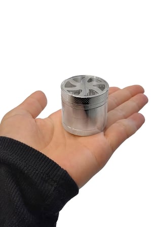 Mini 40 mm Herbal Öğütücü Parçalayıcı, Pratik ve Şık Tasarım
