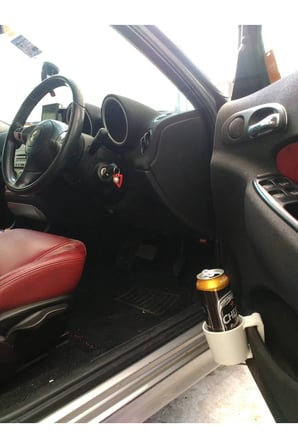 Alfa Romeo 156 uyumlu bardaklık SİYAH - UNIVERSAL BARDAKLIK SİYAH