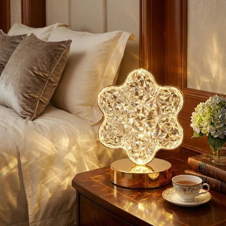 Çiçek Model Kristal LED Masa Lambası – Dokunmatik, 3 Renk Işık Modlu, Şarjlı Mini Dekoratif Gece Lam