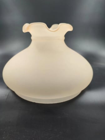 ALAATTİN AVİZE CAMI.SOMON RENKTE (Alt yuva çapı:20.00 cm-h:16.00 cm)