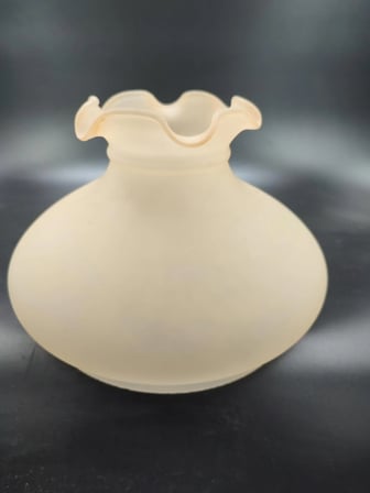 ALAATTİN AVİZE CAMI.SOMON RENKTE (Alt yuva çapı:20.00 cm-h:16.00 cm)