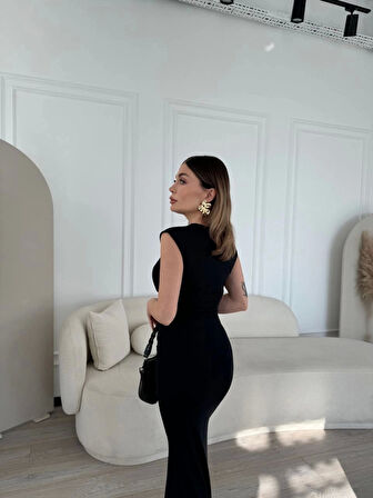 Kolsuz Uzun Likralı Elbise - Siyah