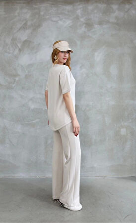 Osy Modal Yumuşak dokulu Kumaş Bisiklet Yaka Taş detaylı Kısa Kollu Takım - Kırık Beyaz