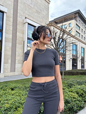 Bol paça pantolonlu alt üst takım