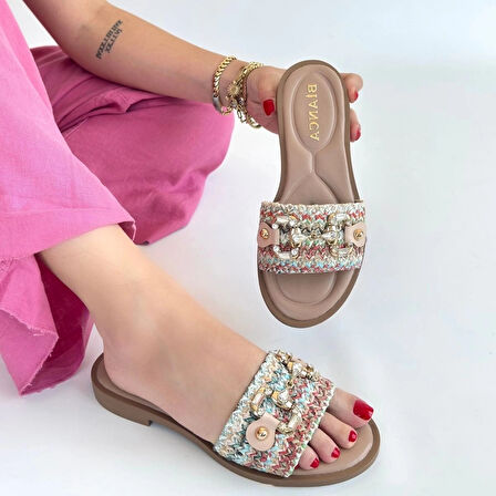 Gonne Renkli Hasır Dokuma Terlik