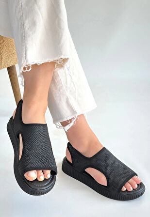 Wayi Siyah Hasır Cilt Sandalet