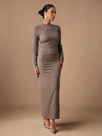 Yırtmaçlı kalın bürümcük uzun elbise vizon