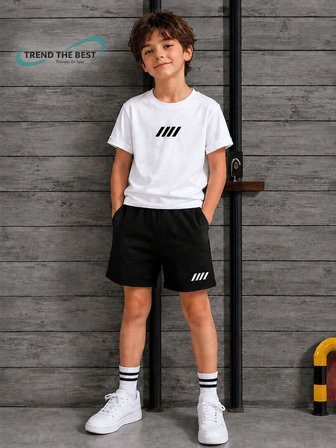 Yazlık Üst Siyah 4 Çizgi Alt Beyaz 4 Çizgi Baskılı Erkek Çocuk Siyah Şort, Beyaz T-Shirt 