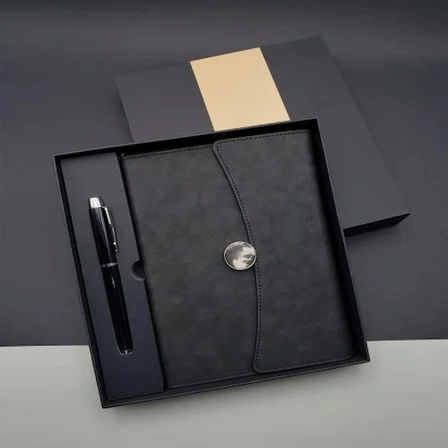 Çizgili Defter Ve Metal Kalem Seti
