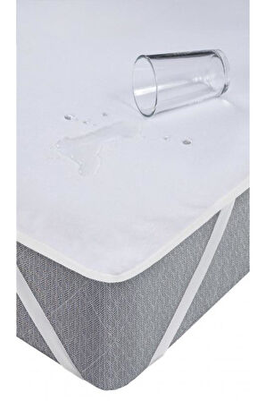 Altın Karma 50x80 Cm Köşe Lastikli Sıvı Geçirmez Pamuk Alez