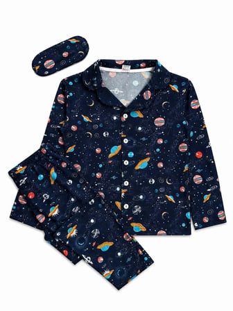 Erkek Çocuk Süet Kumaş Lacivert Uzay Gezegen Desenli Gömlek Yaka Düğmeli Kışlık Pijama Takımı